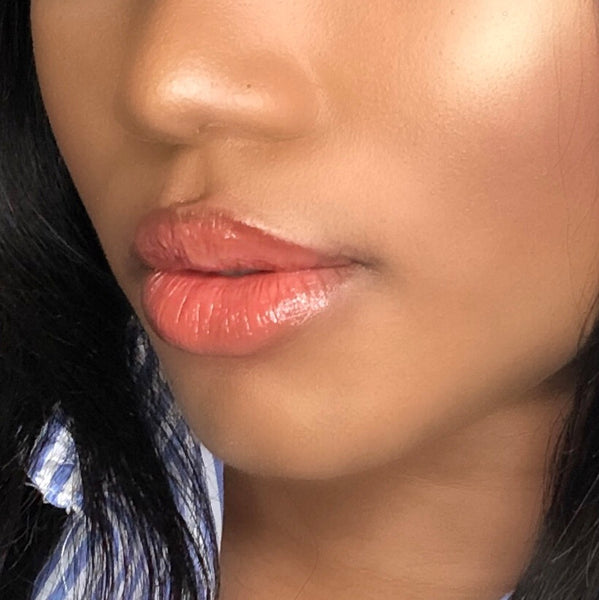 Lip lacquer “ sun kissed “